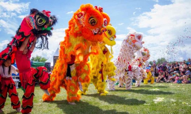 Seni Barongsai Atau Pertunjukan Budaya Tiongkok