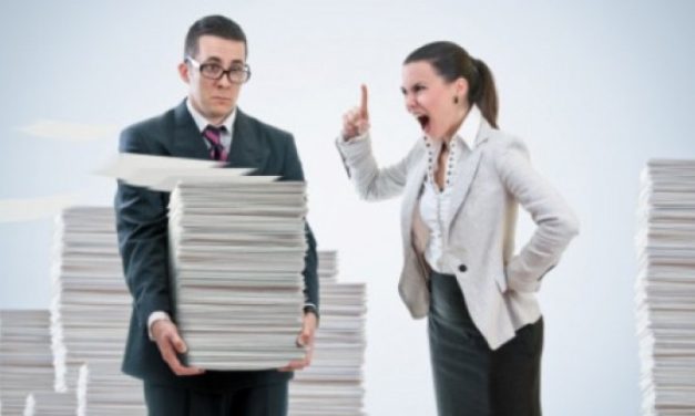 Sikap Berlebihan Atau Over The Top Dalam Kehidupan