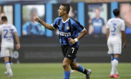 Dunia Sepak Bola Pemain Terbaik Lapangan Sanchez