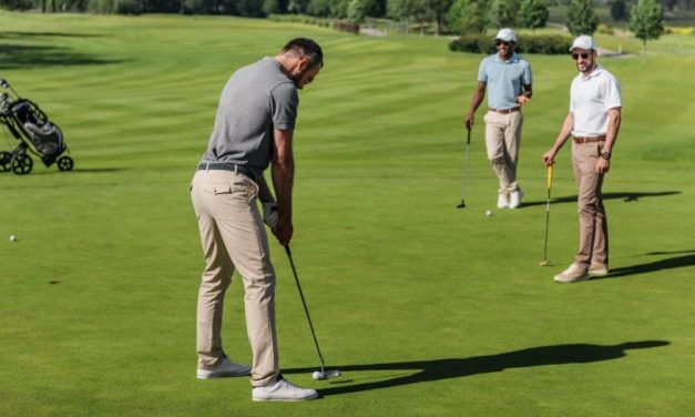 Permainan Mewah Golf Karena Harga Perlengkapan Yang Mahal