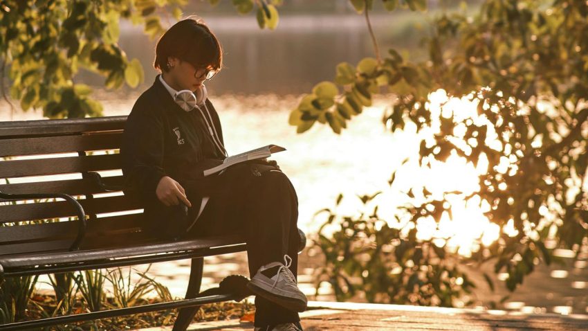 Sifat Menyendiri Yang Di Alami Oleh Seorang Introvert