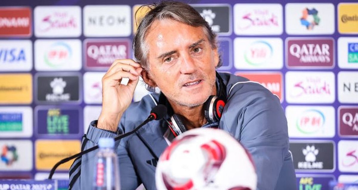 Mantan Pesepakbola Roberto Mancini Dari Italia