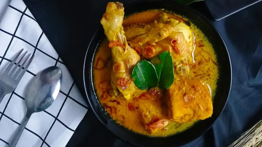 Penggugah Selera Opor Ayam Hidangan Dari Indonesia