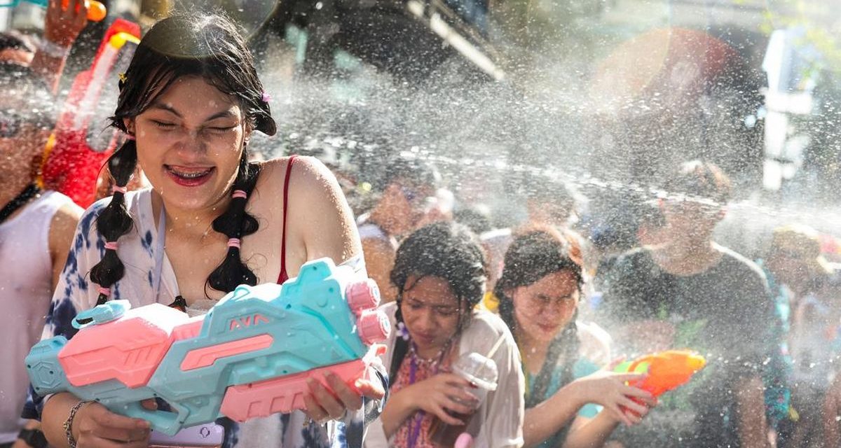 Perayaan Budaya Songkran Di Thailand Yang Seru
