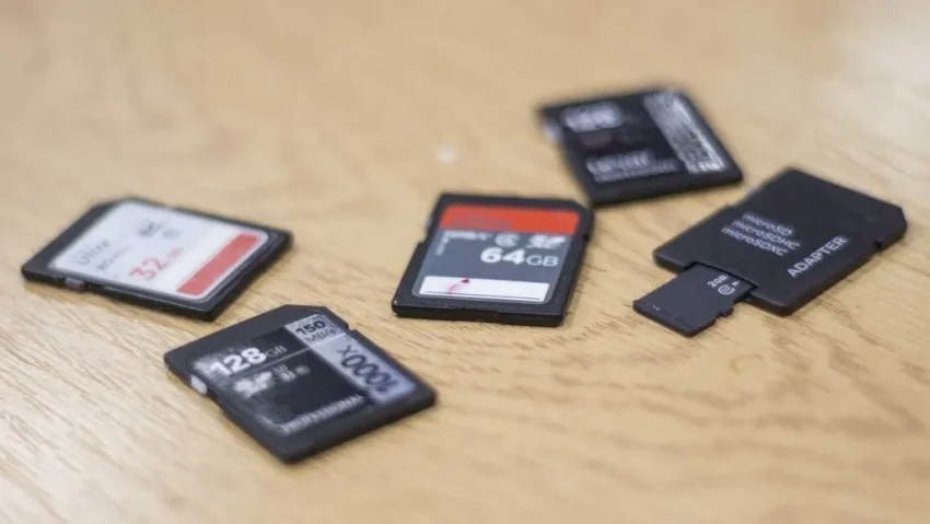 Teknologi Penyimpanan Data Melalui Sebuah Memory Card
