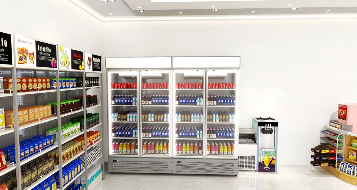Tempat Belanja Mini Market Dengan Bangunan Kecil