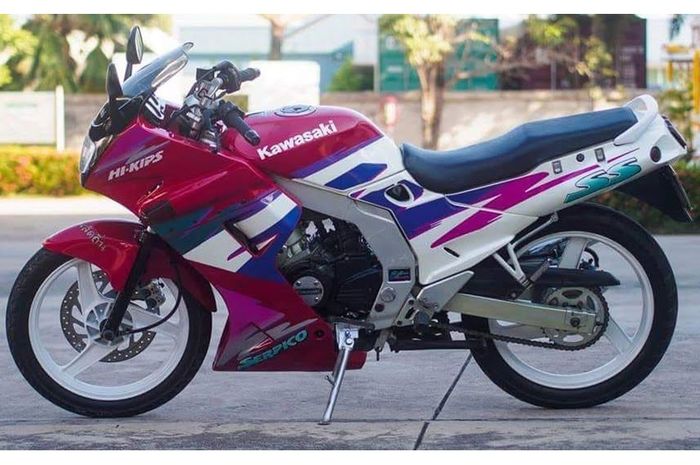 Kendaraan Dua Tak Motor Ninja Kaleng Kawasaki
