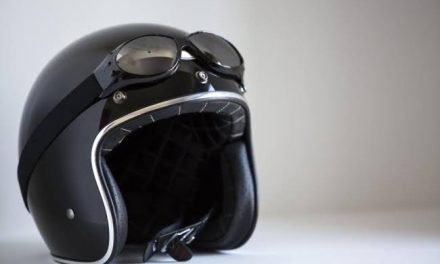Pelindung Berkendara Helm Sebagai Keamanan Kepala