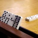 Suatu Permainan Larangan Domino Berhubungan Dengan Judi