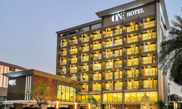 Penyedia Layanan Hotel Atau Tempat Tinggal Sementara