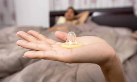Pengaman Sex Dengan Menggunakan Bahan Karet Kondom