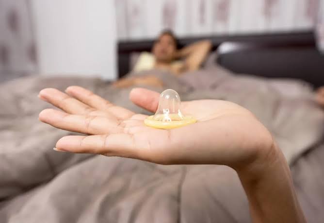 Pengaman Sex Dengan Menggunakan Bahan Karet Kondom
