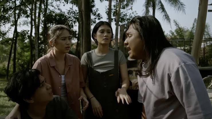 Suatu Tempat Keramat Menurut Budaya Indonesia
