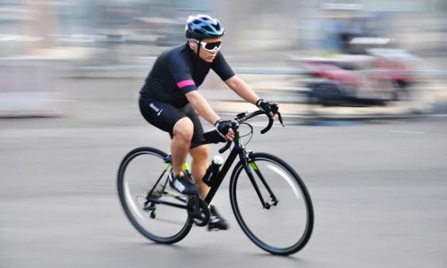 Olahraga Keren BMX Dengan Sepeda Berukuran Kecil
