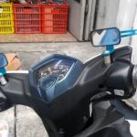 Sebuah Cermin Kendaraan Atau Komponen Spion