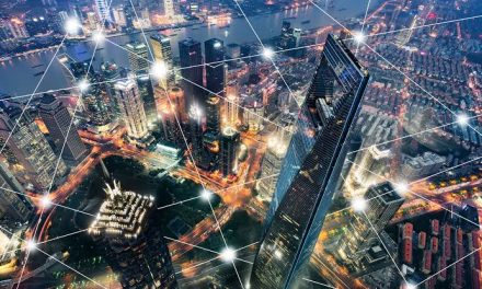 Komunikasi Global Internet Dengan Beberapa Penggunaan
