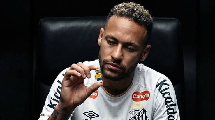 Pemain Sepakbola Handal Neymar Dari Negara Brasil